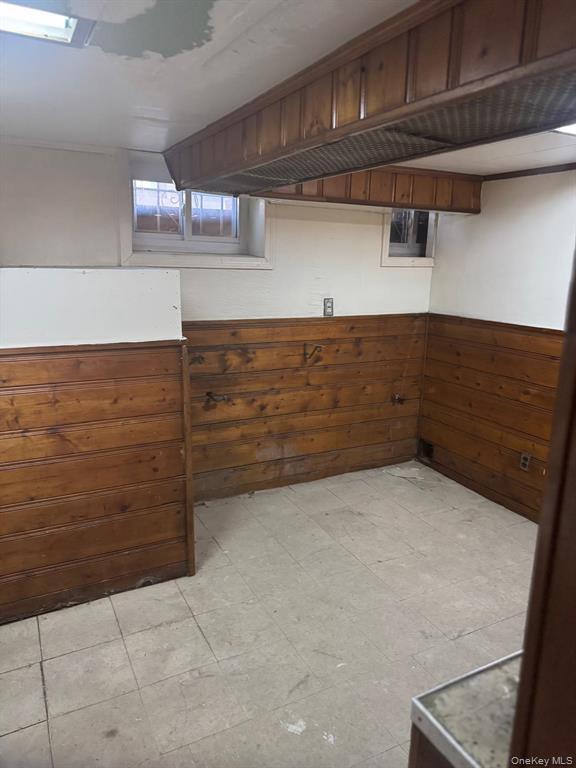 Single Family 141st  Queens, NY 11413, MLS-940639-32