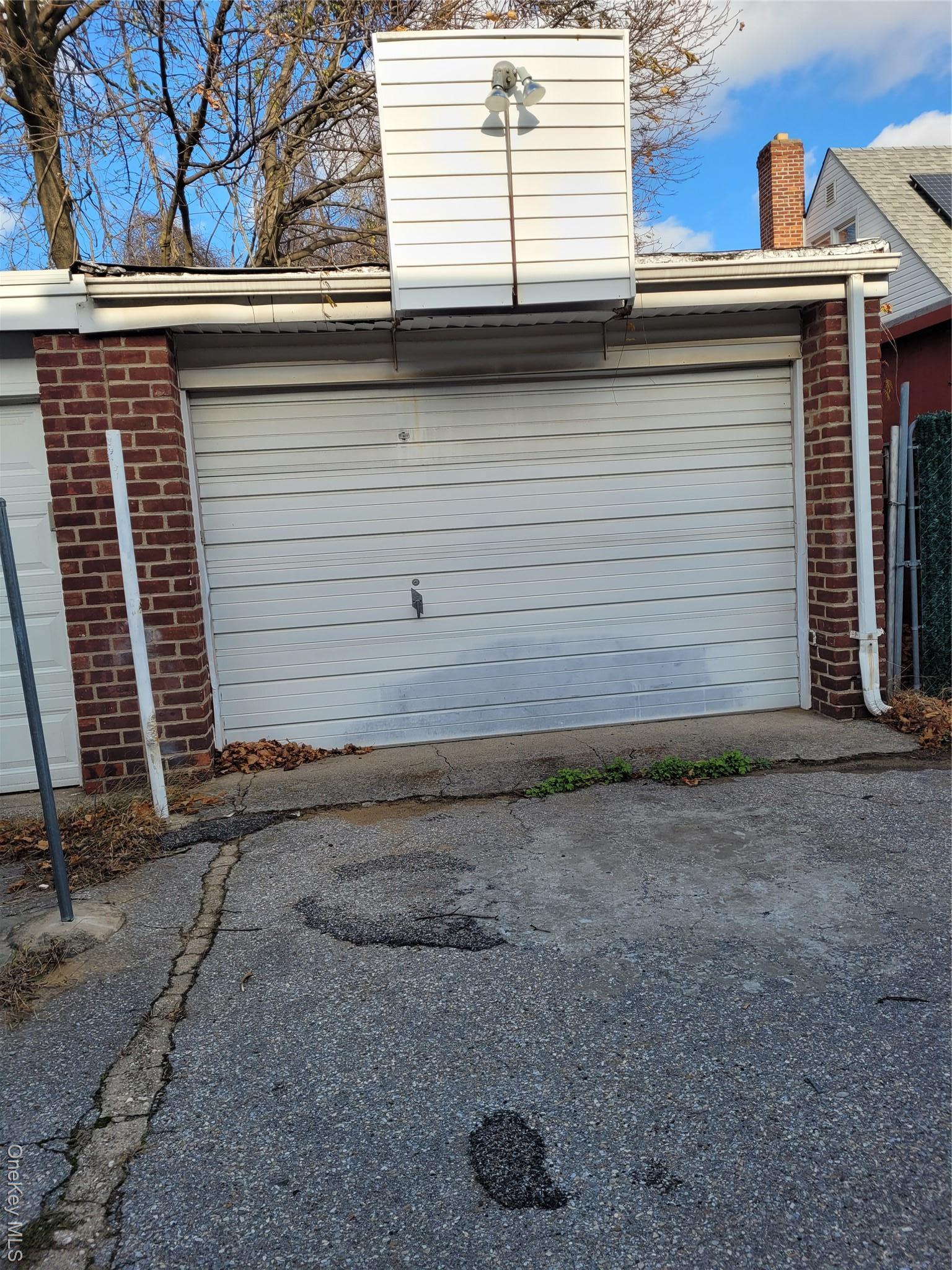 Single Family 141st  Queens, NY 11413, MLS-940639-39