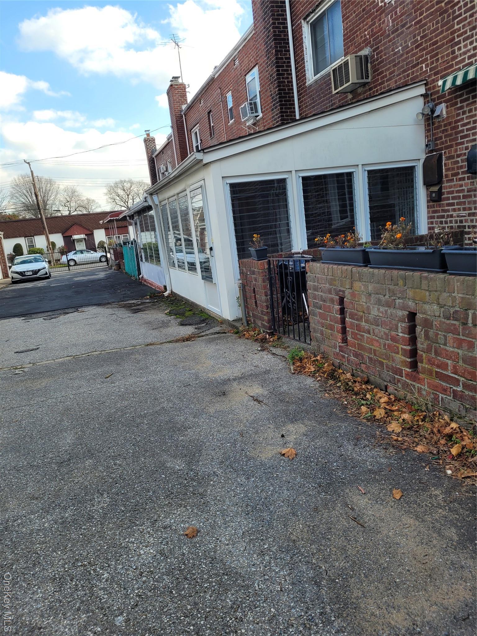 Single Family 141st  Queens, NY 11413, MLS-940639-40