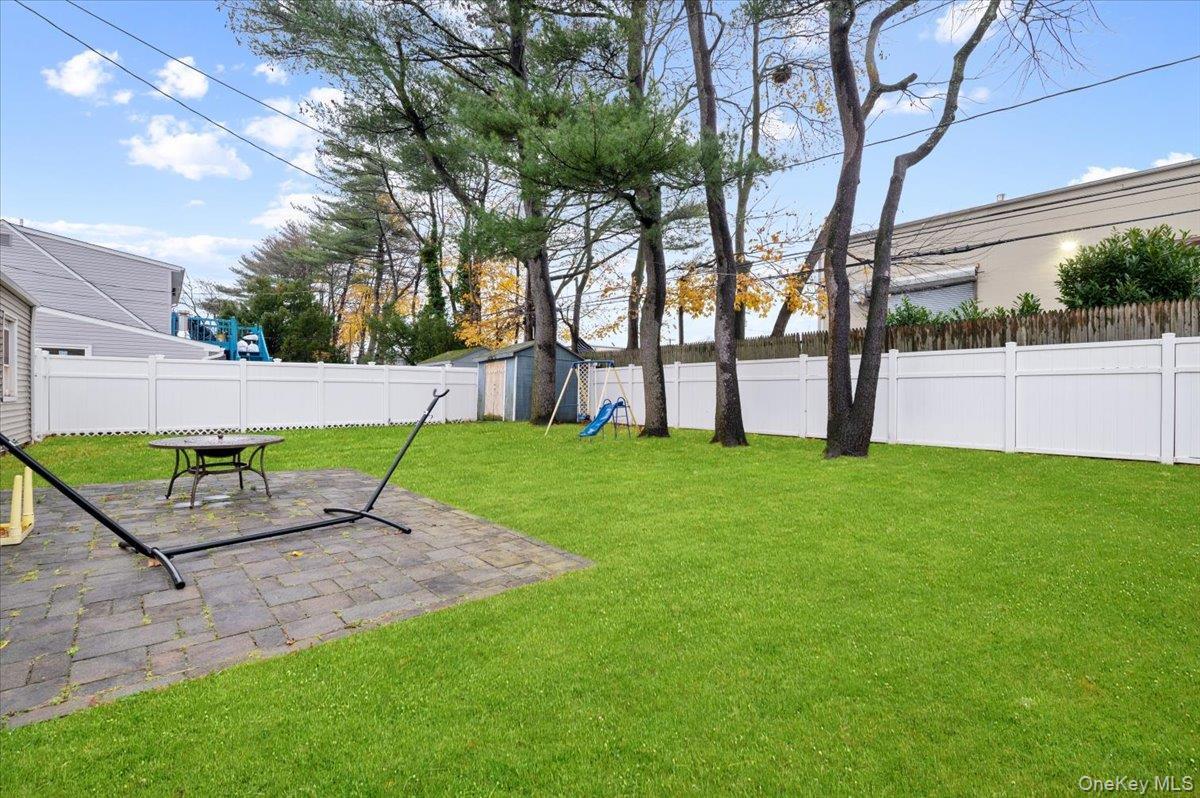 Single Family Mason  Nassau County, NY 11590, MLS-940647-20