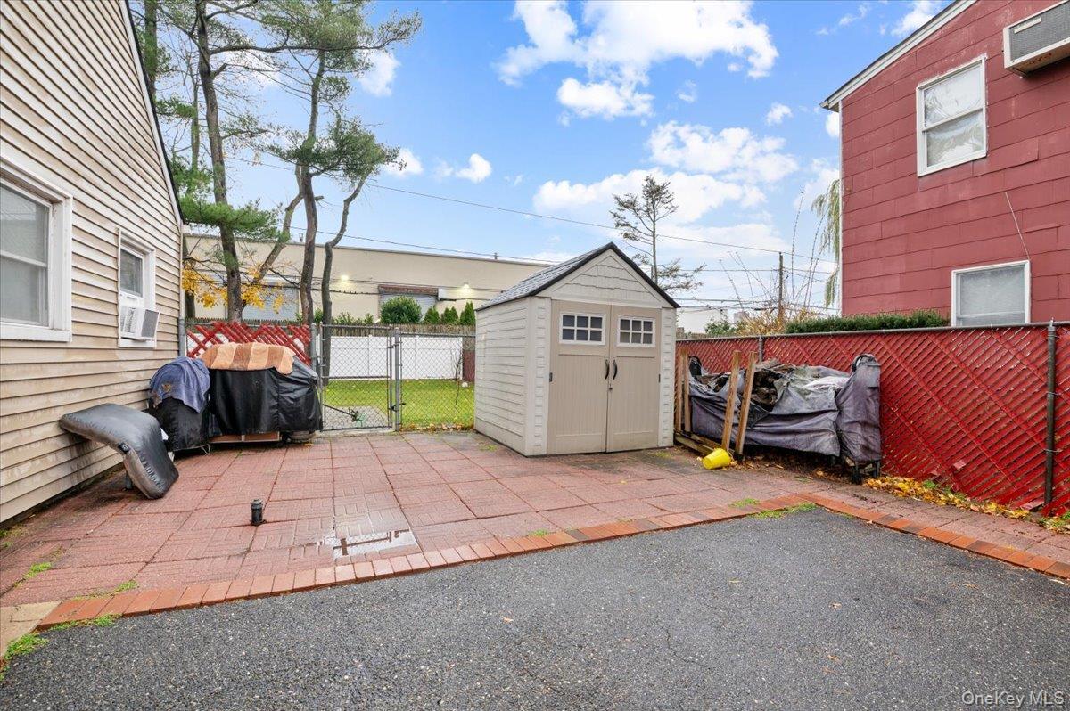 Single Family Mason  Nassau County, NY 11590, MLS-940647-22