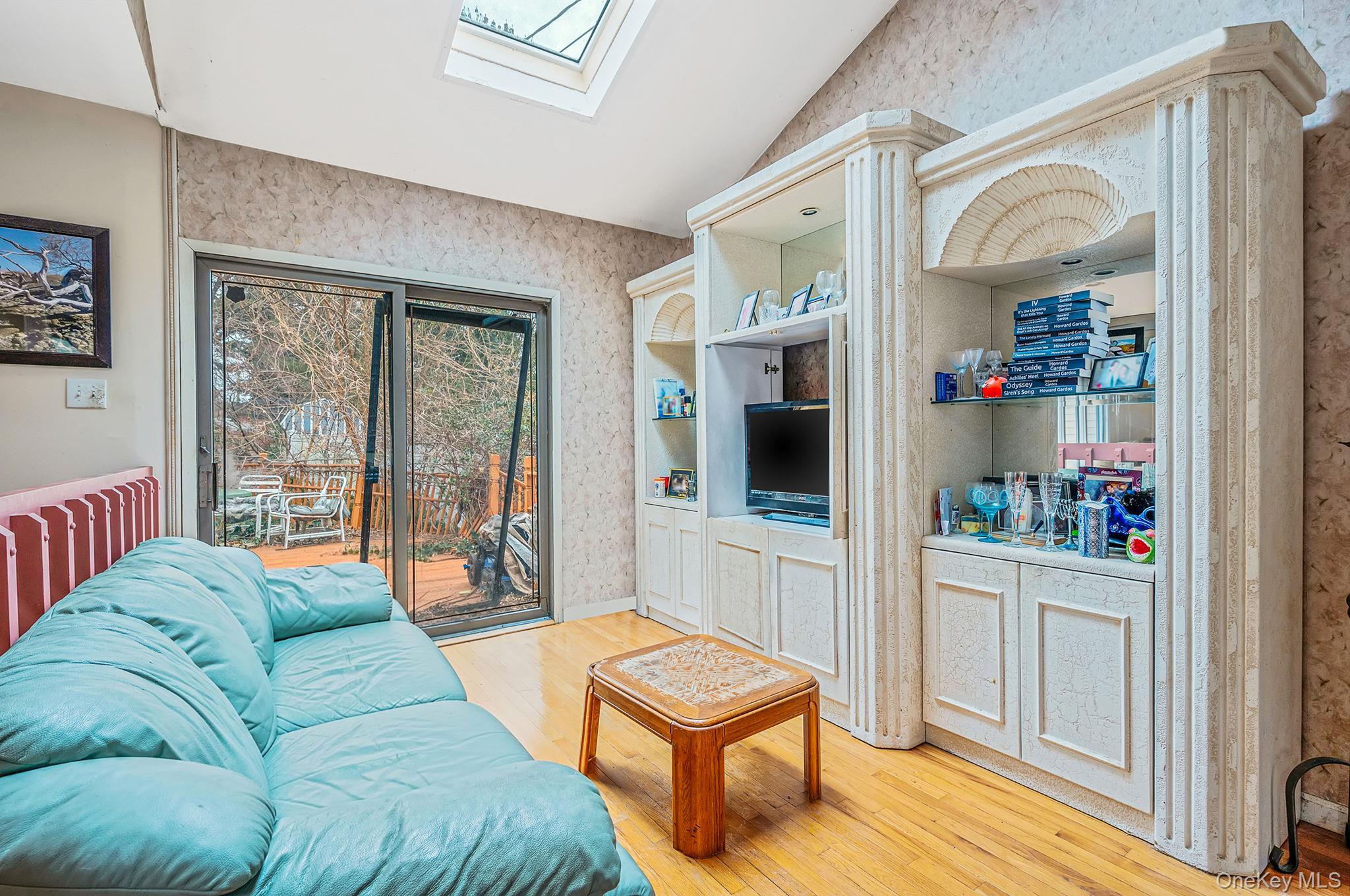 Single Family Central Park Nassau County, NY 11803, MLS-940654-11