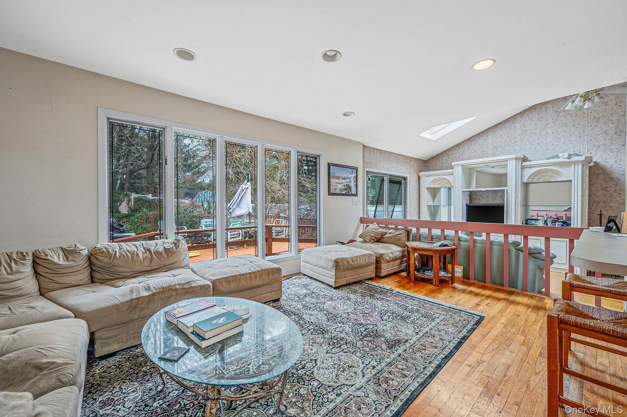 Single Family Central Park Nassau County, NY 11803, MLS-940654-9