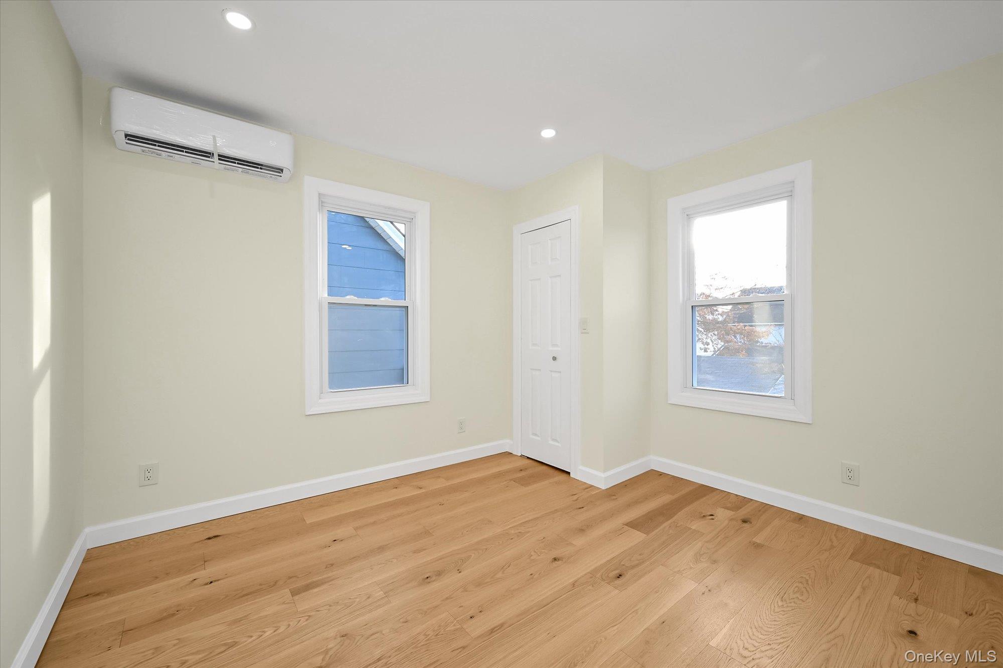 Single Family 233rd Queens, NY 11427, MLS-940657-14