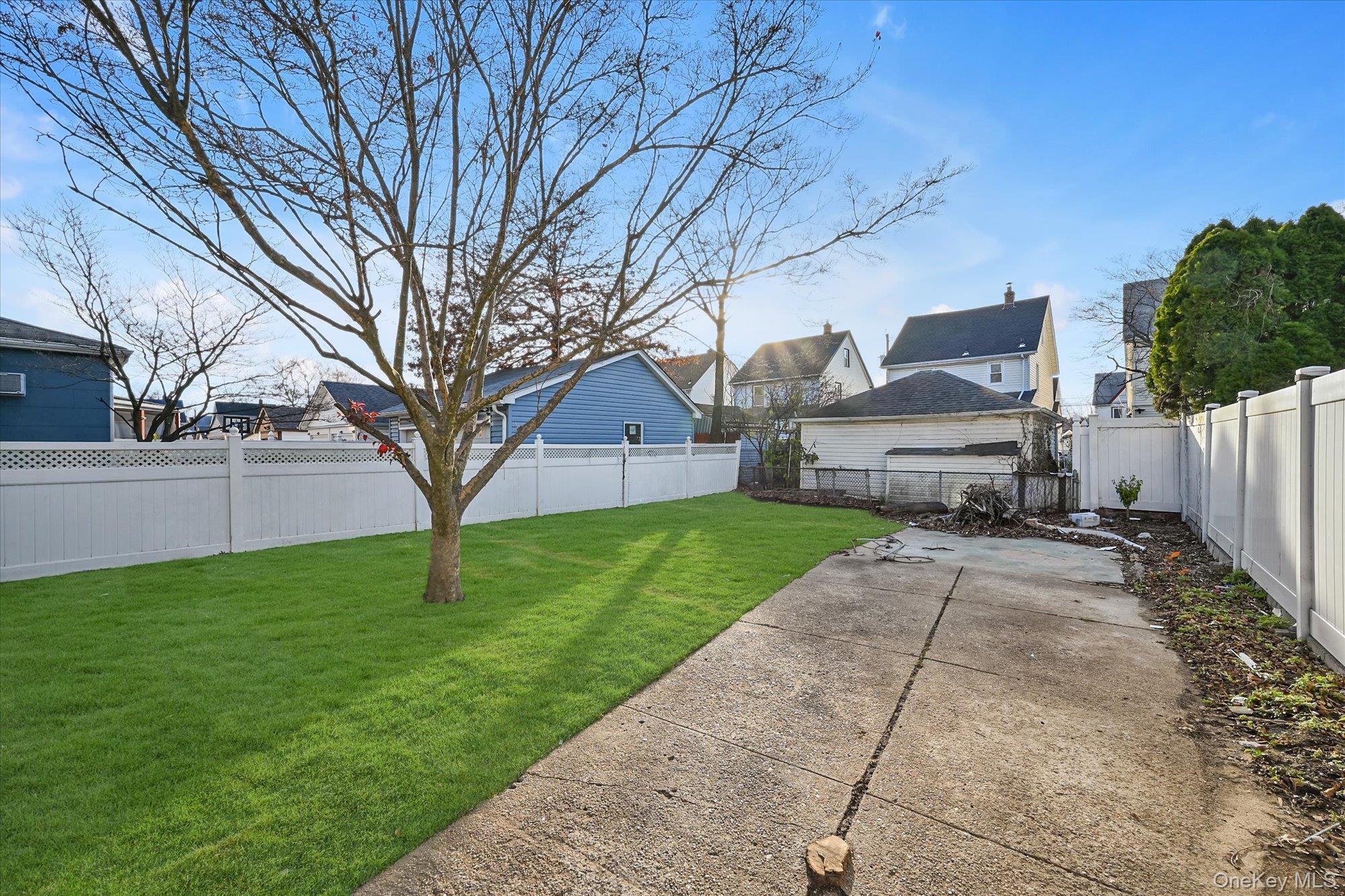 Single Family 233rd  Queens, NY 11427, MLS-940657-24