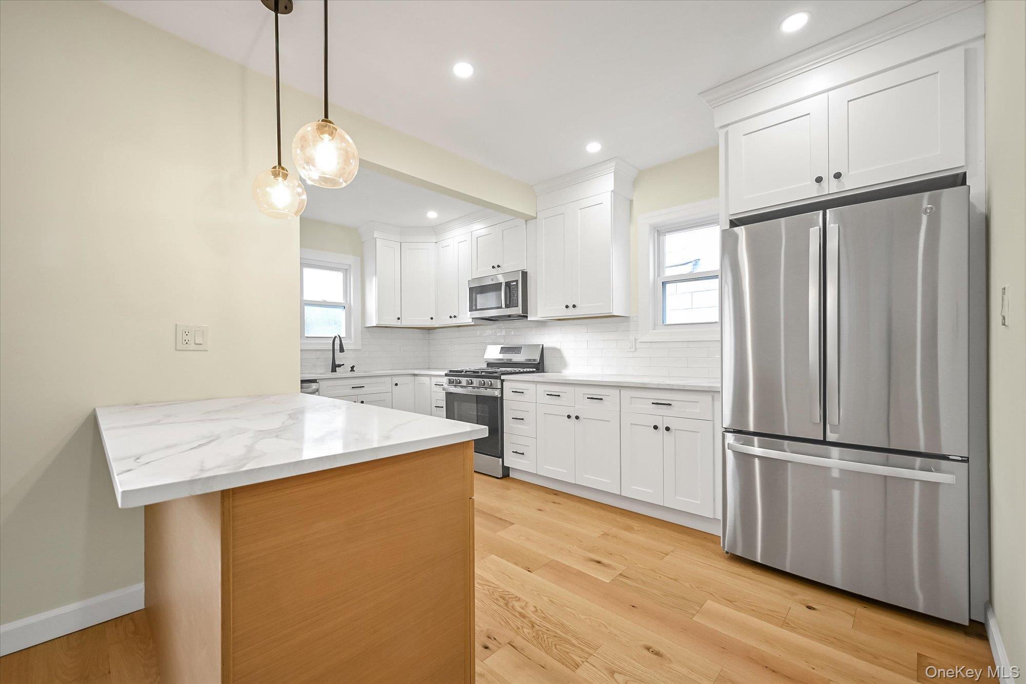 Single Family 233rd Queens, NY 11427, MLS-940657-8