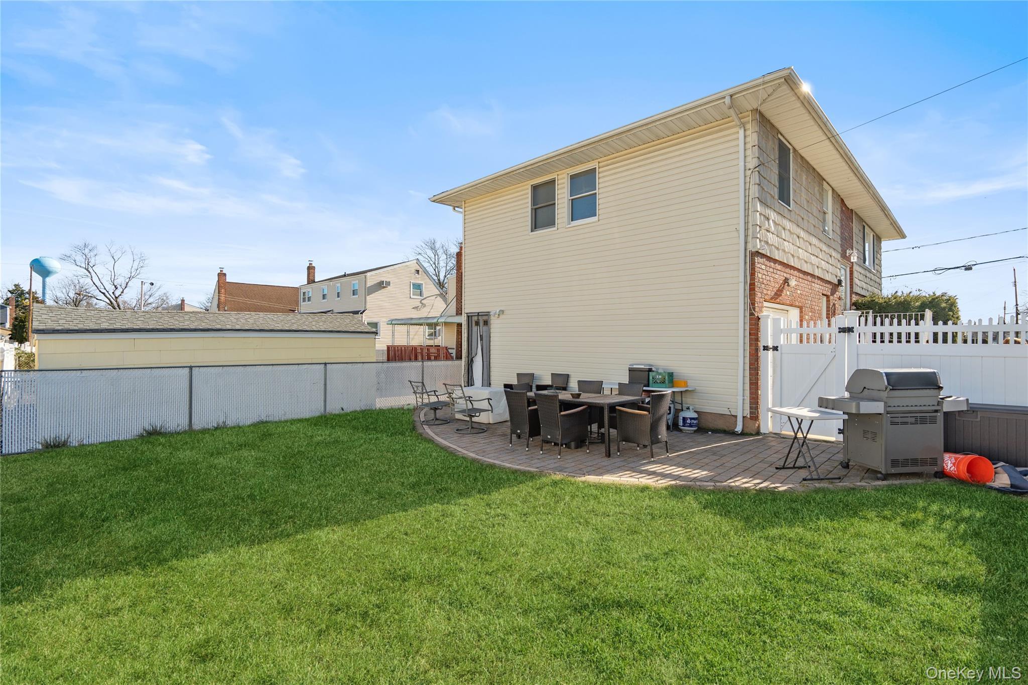 Single Family Lincoln Nassau County, NY 11010, MLS-940661-19