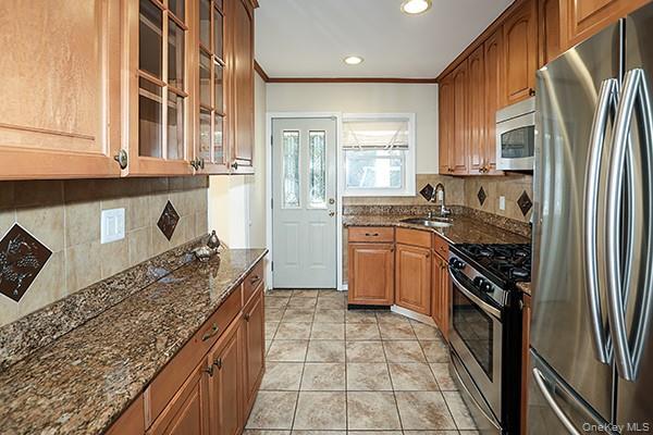 Single Family Foch Nassau County, NY 11596, MLS-940665-7