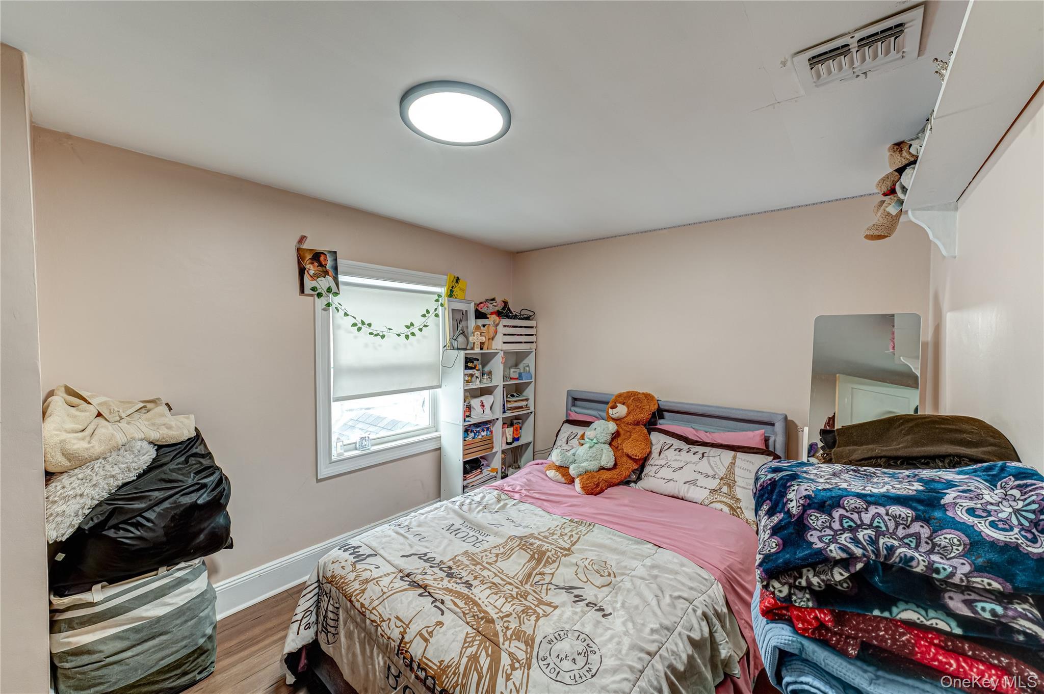 Single Family Bayview  Suffolk County, NY 11772, MLS-940691-10