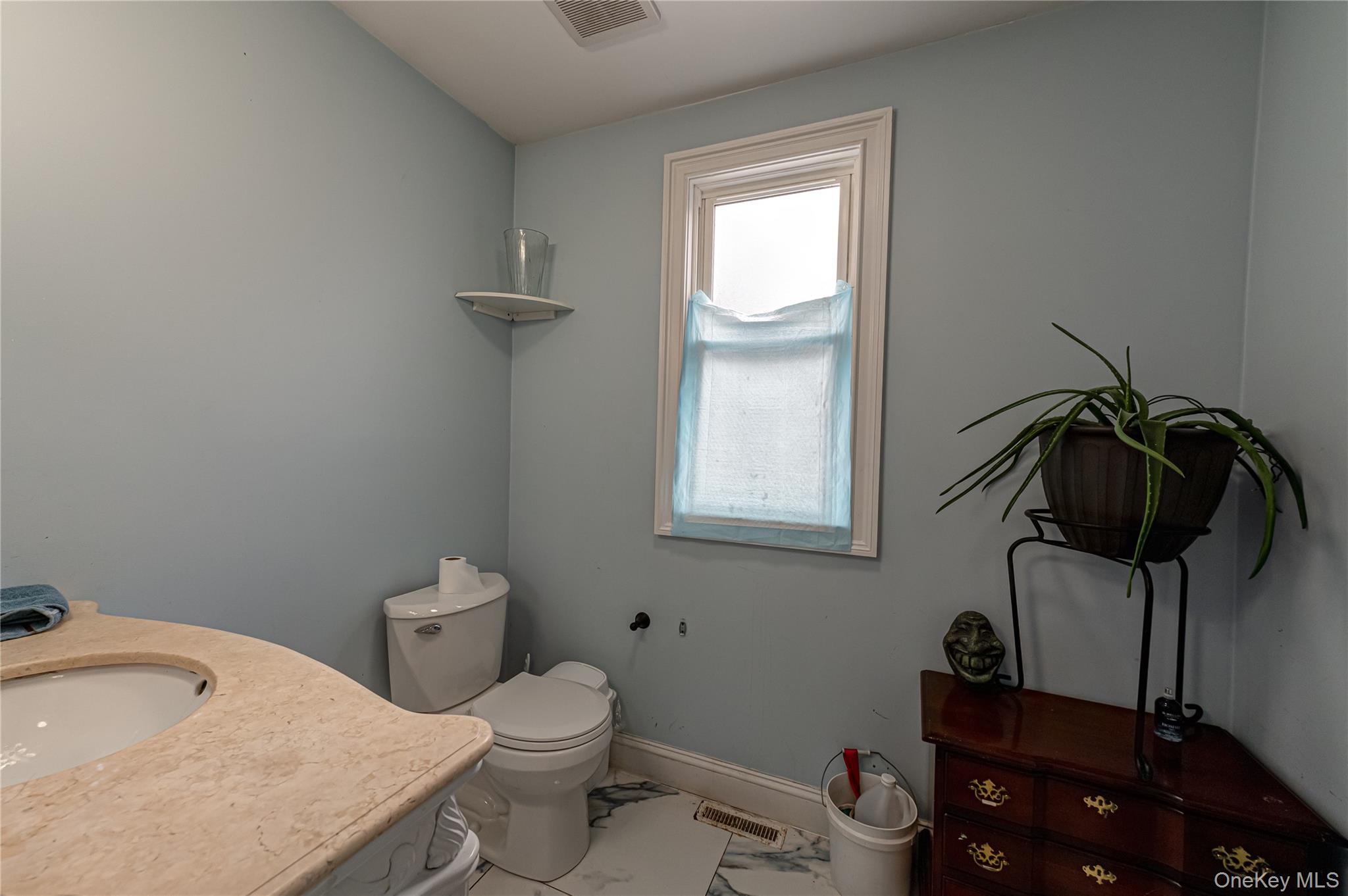 Single Family Bayview  Suffolk County, NY 11772, MLS-940691-16