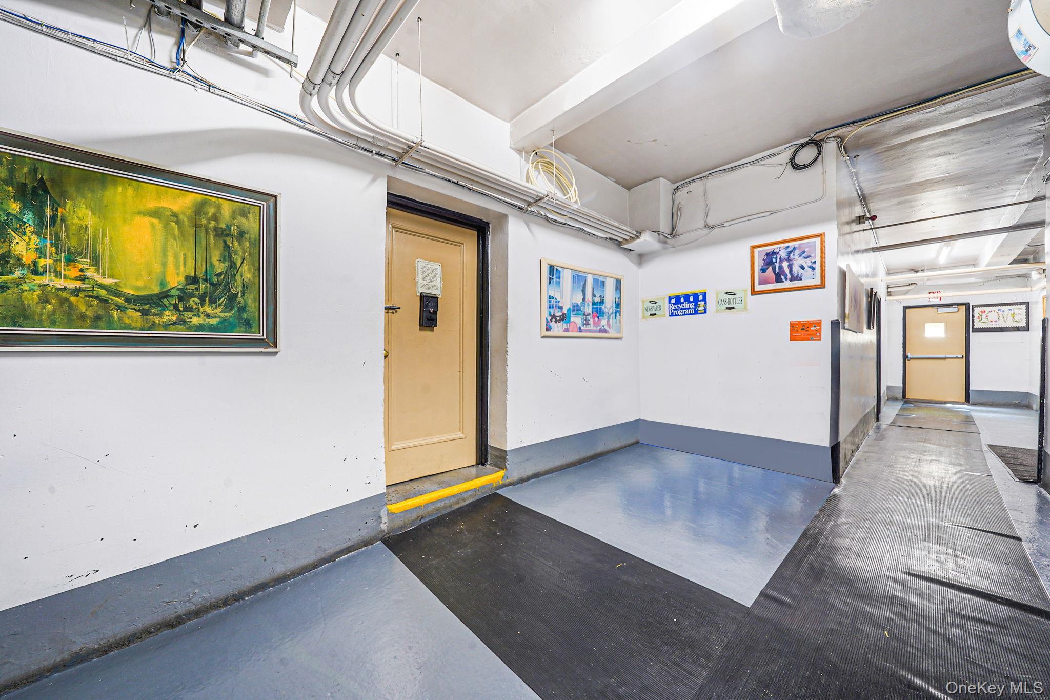 Coop 68th  Queens, NY 11375, MLS-940700-22