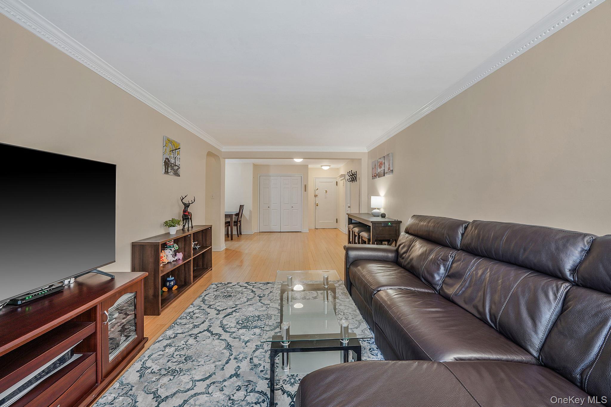 Coop 68th  Queens, NY 11375, MLS-940700-9