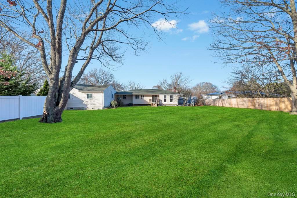 Single Family Westwind Suffolk County, NY 11716, MLS-940701-24