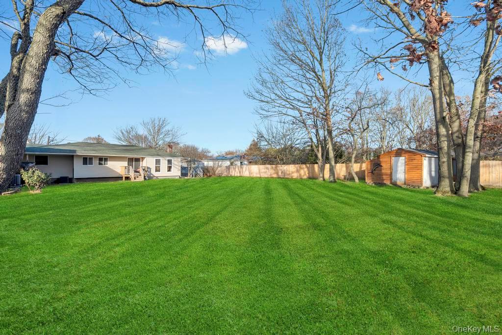 Single Family Westwind Suffolk County, NY 11716, MLS-940701-25