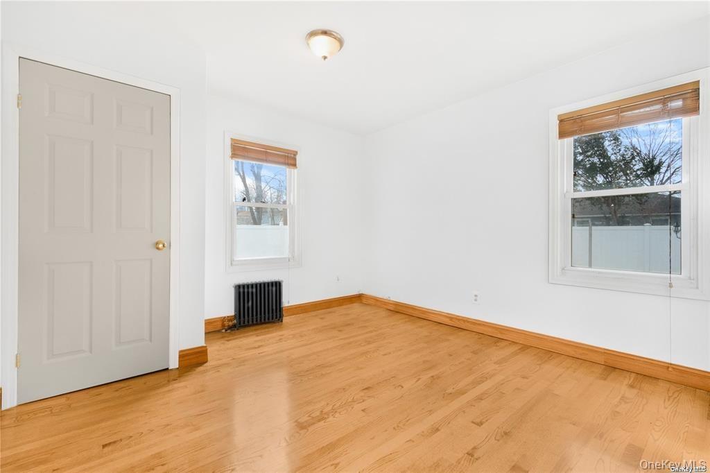 Single Family Southern Nassau County, NY 11553, MLS-940710-13