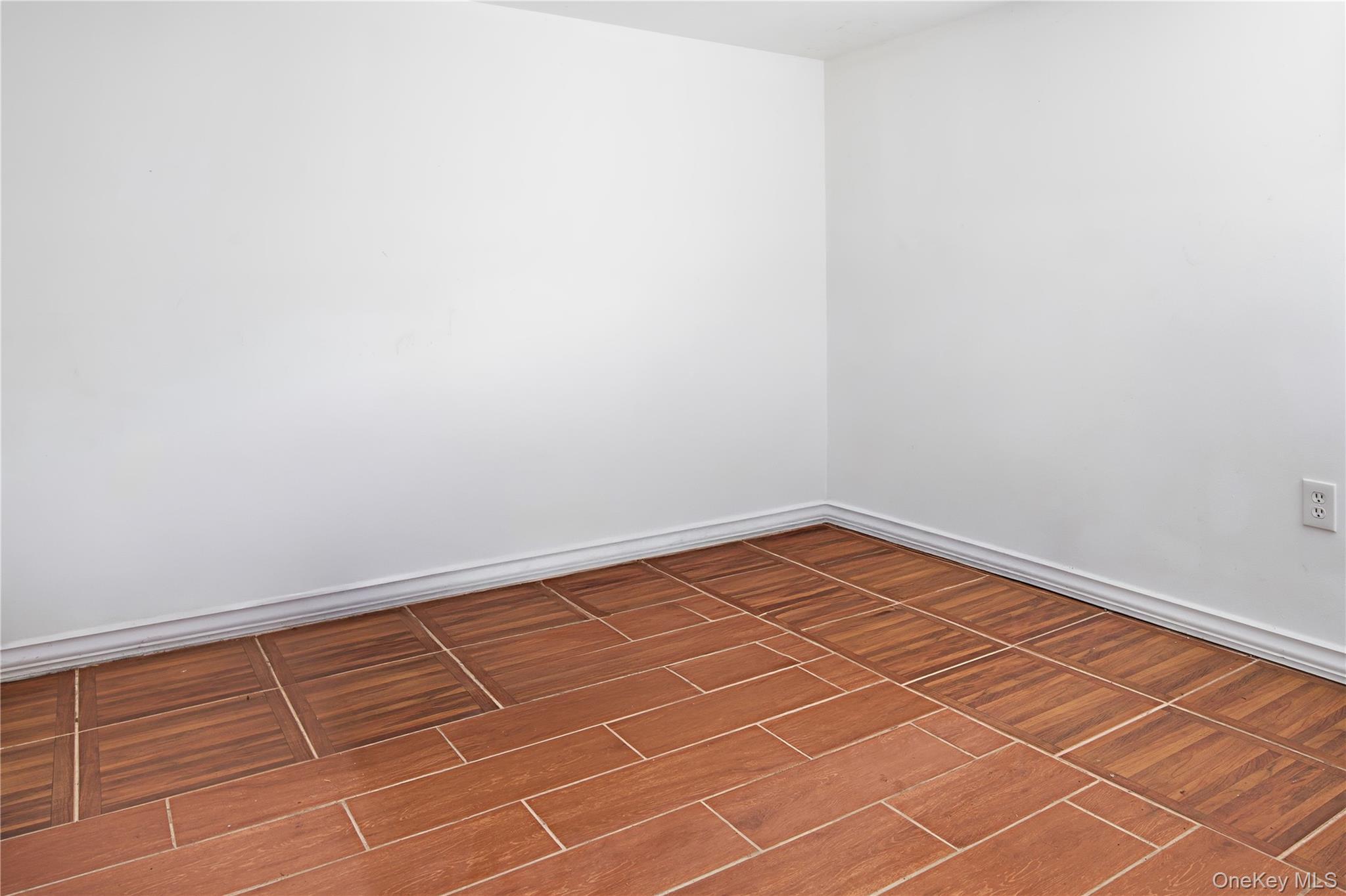 Single Family Southern Nassau County, NY 11553, MLS-940710-19