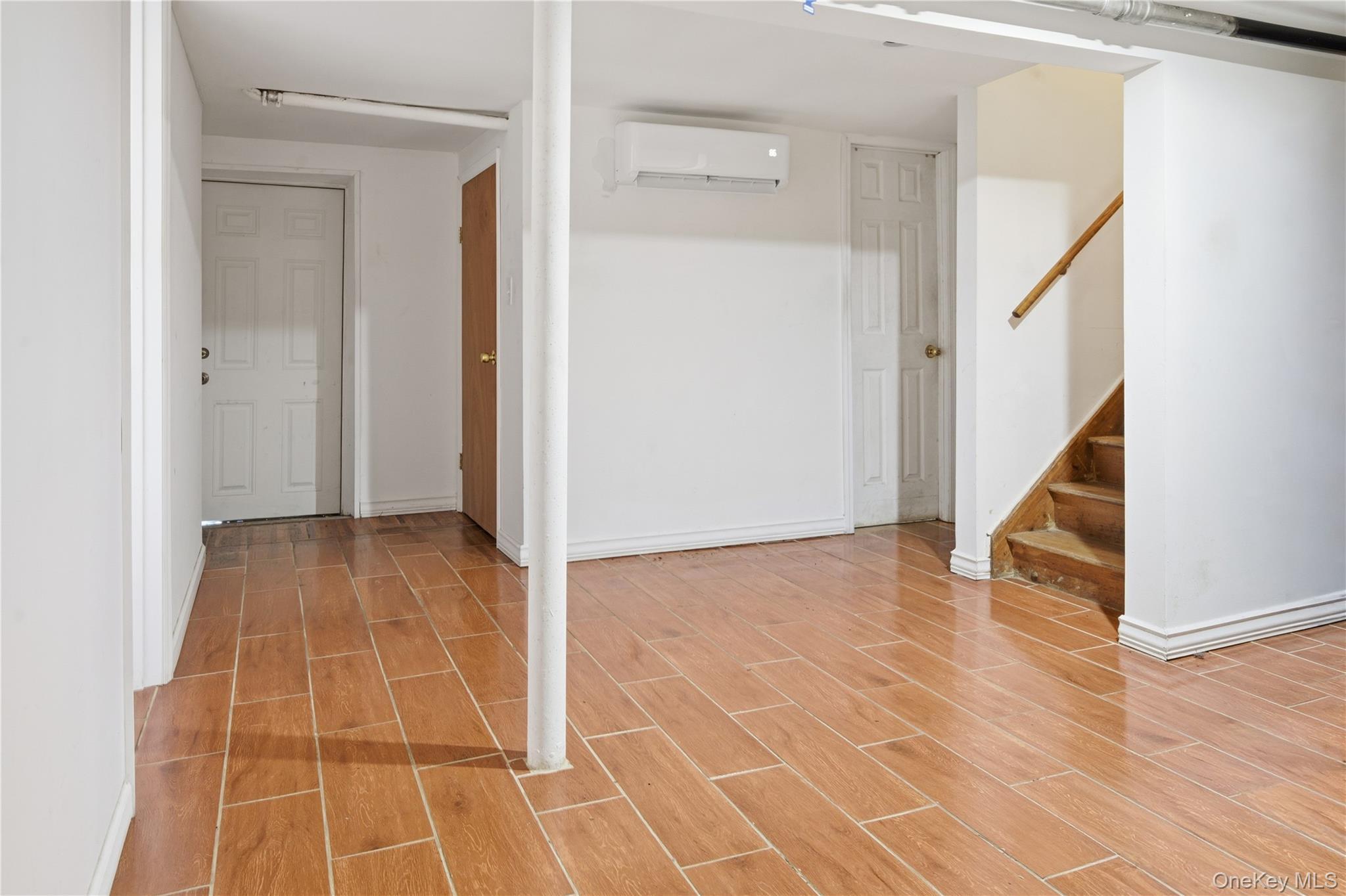 Single Family Southern Nassau County, NY 11553, MLS-940710-21