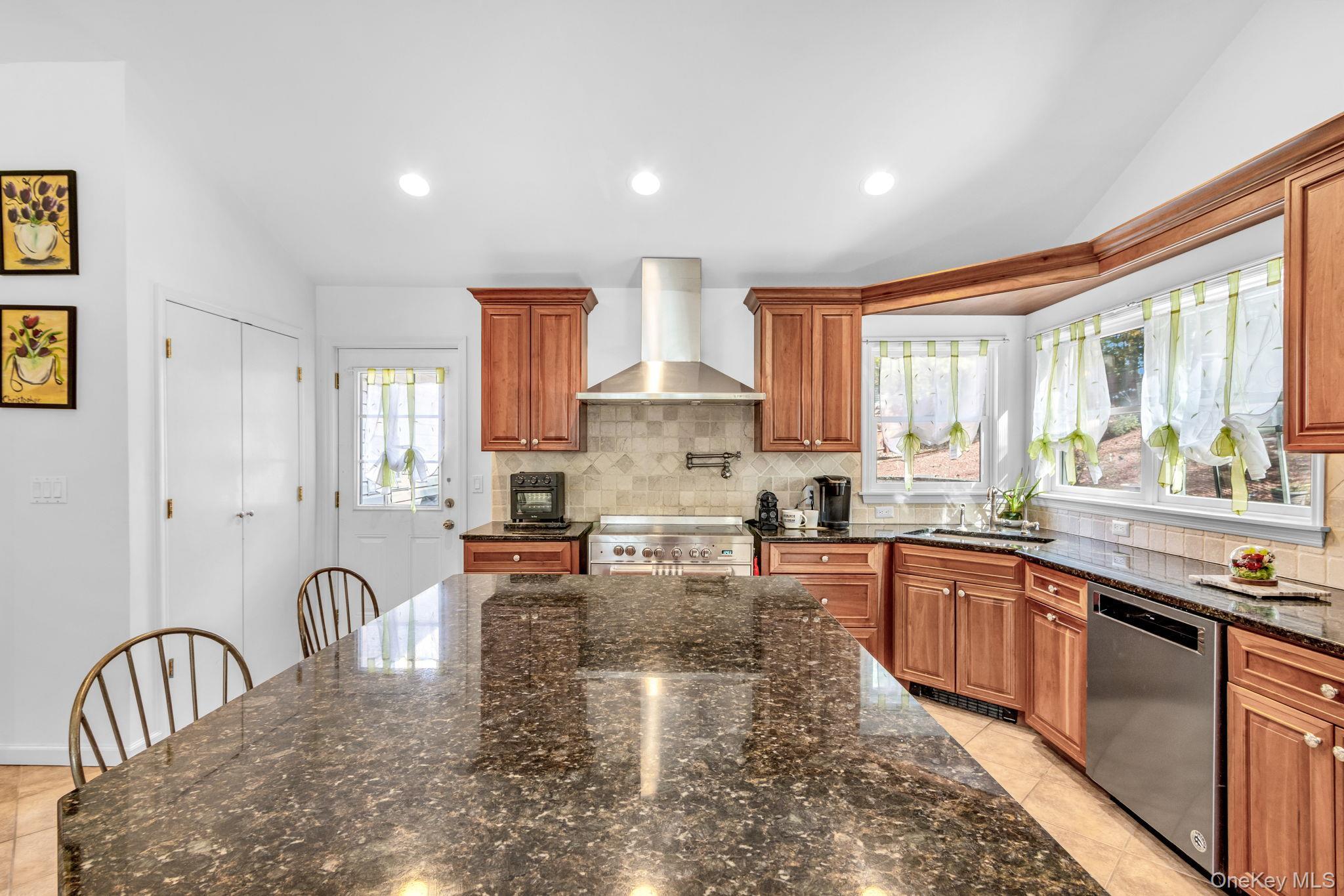 Single Family Steiner Putnam County, NY 10541, MLS-940720-12