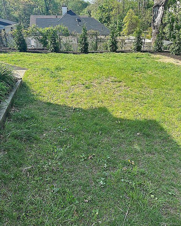 Single Family Maple  Nassau County, NY 11547, MLS-940726-17