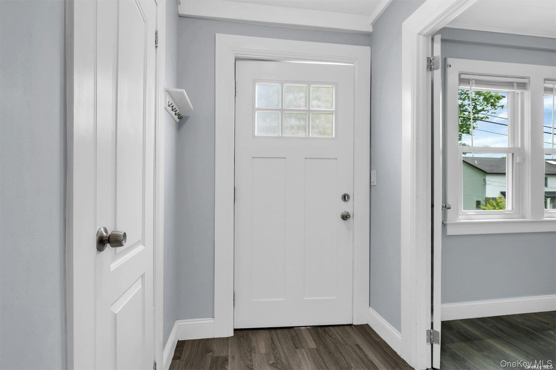 Single Family Maple  Nassau County, NY 11547, MLS-940726-2