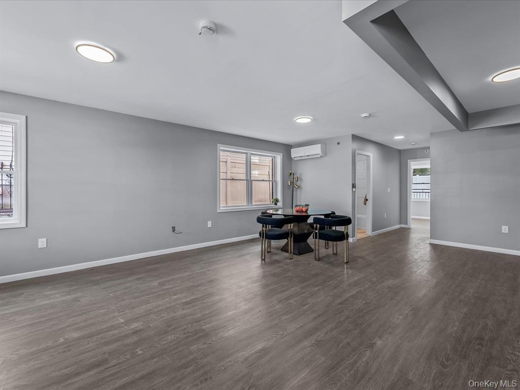 Single Family Francis Lewis  Queens, NY 11361, MLS-940773-3