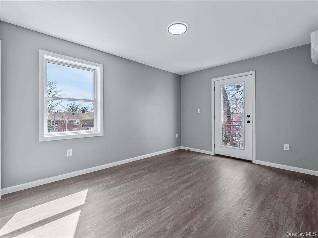 Single Family Francis Lewis  Queens, NY 11361, MLS-940773-34