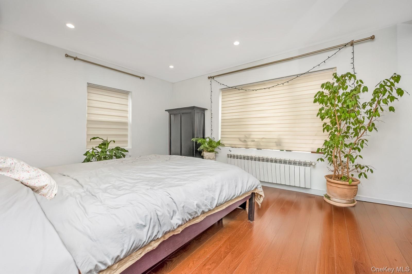 Single Family 83  Queens, NY 11379, MLS-940781-19