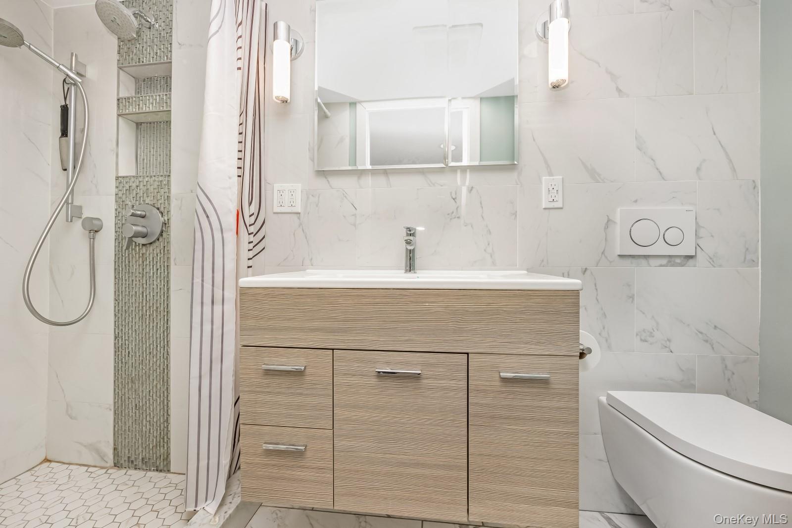 Single Family 83  Queens, NY 11379, MLS-940781-24