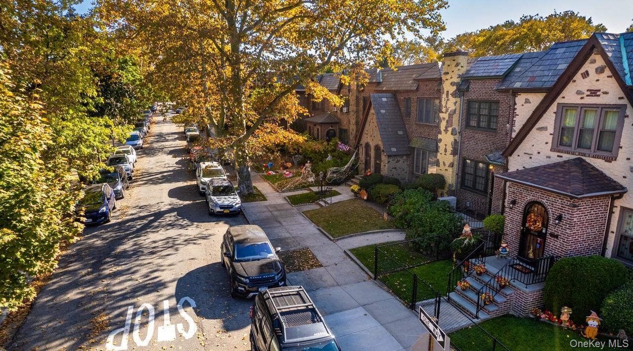 Single Family 83  Queens, NY 11379, MLS-940781-4