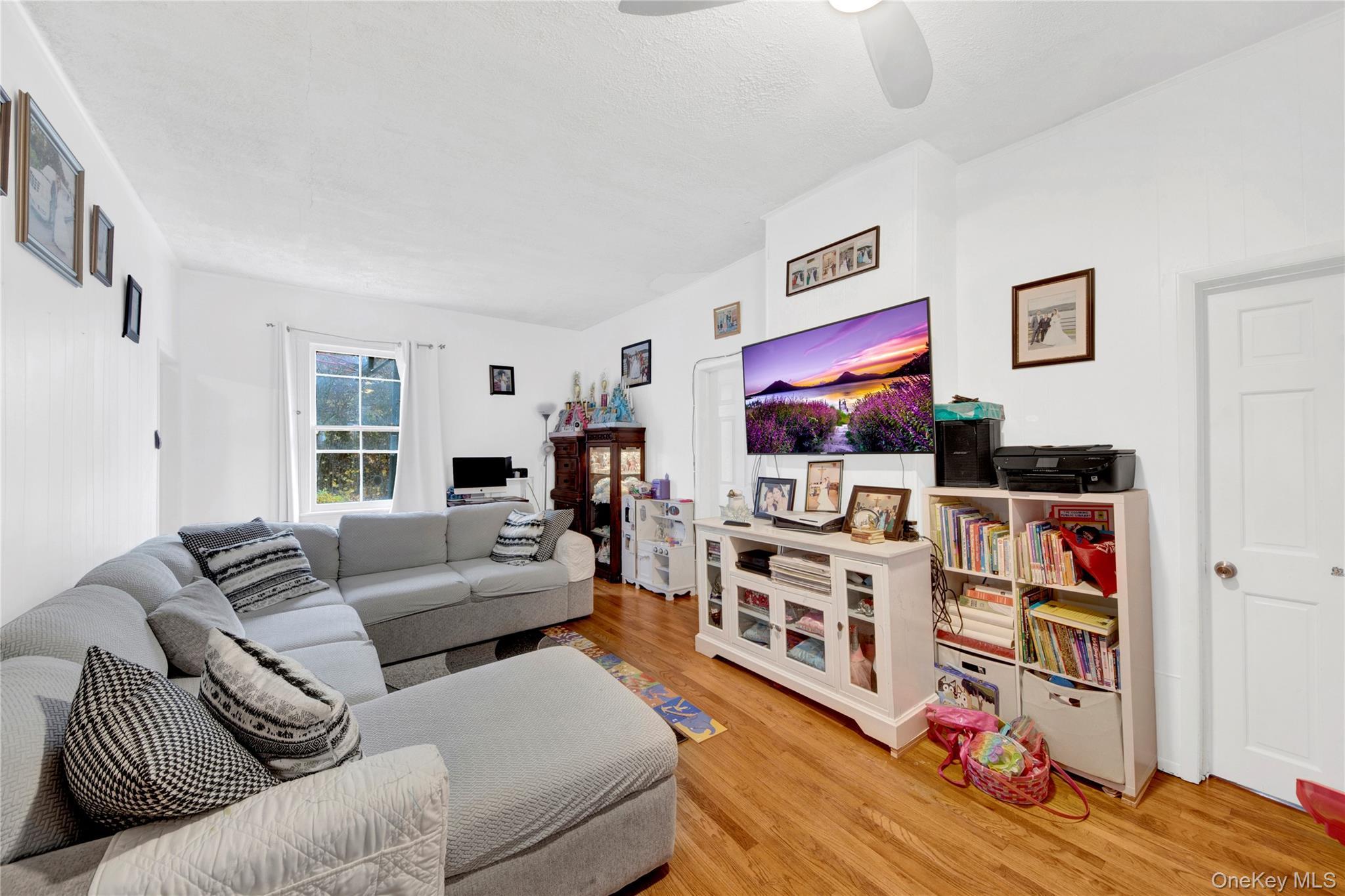 Single Family Ferris Westchester County, NY 10562, MLS-940784-19