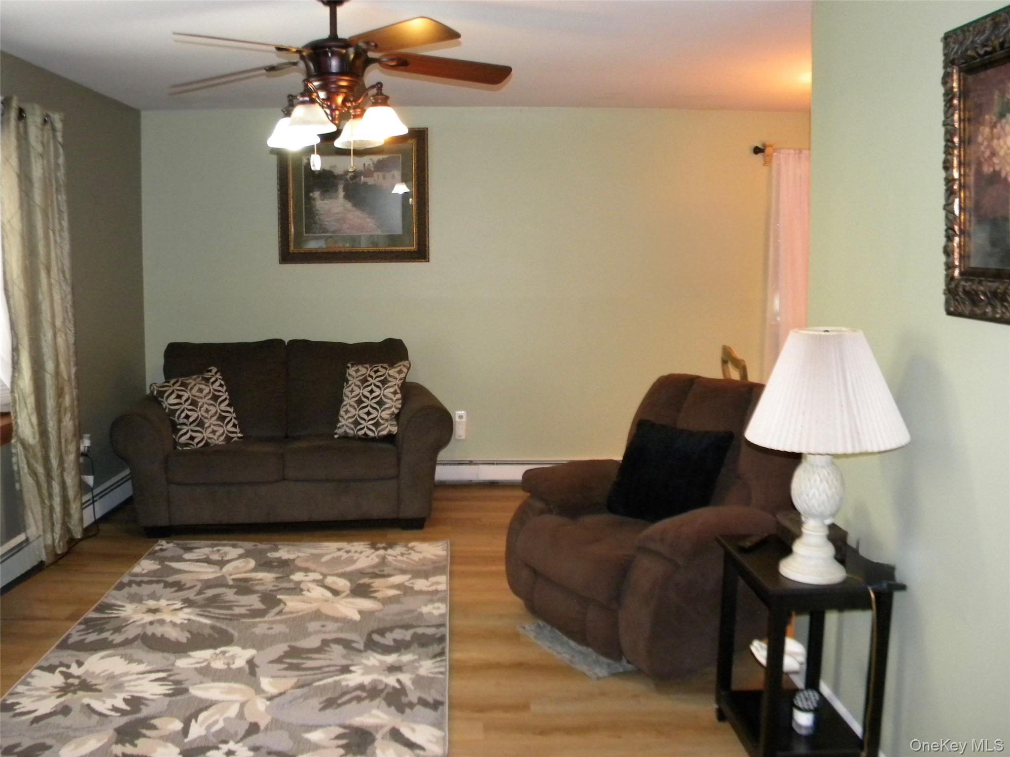 Single Family Evergreen Suffolk County, NY 11784, MLS-940787-10