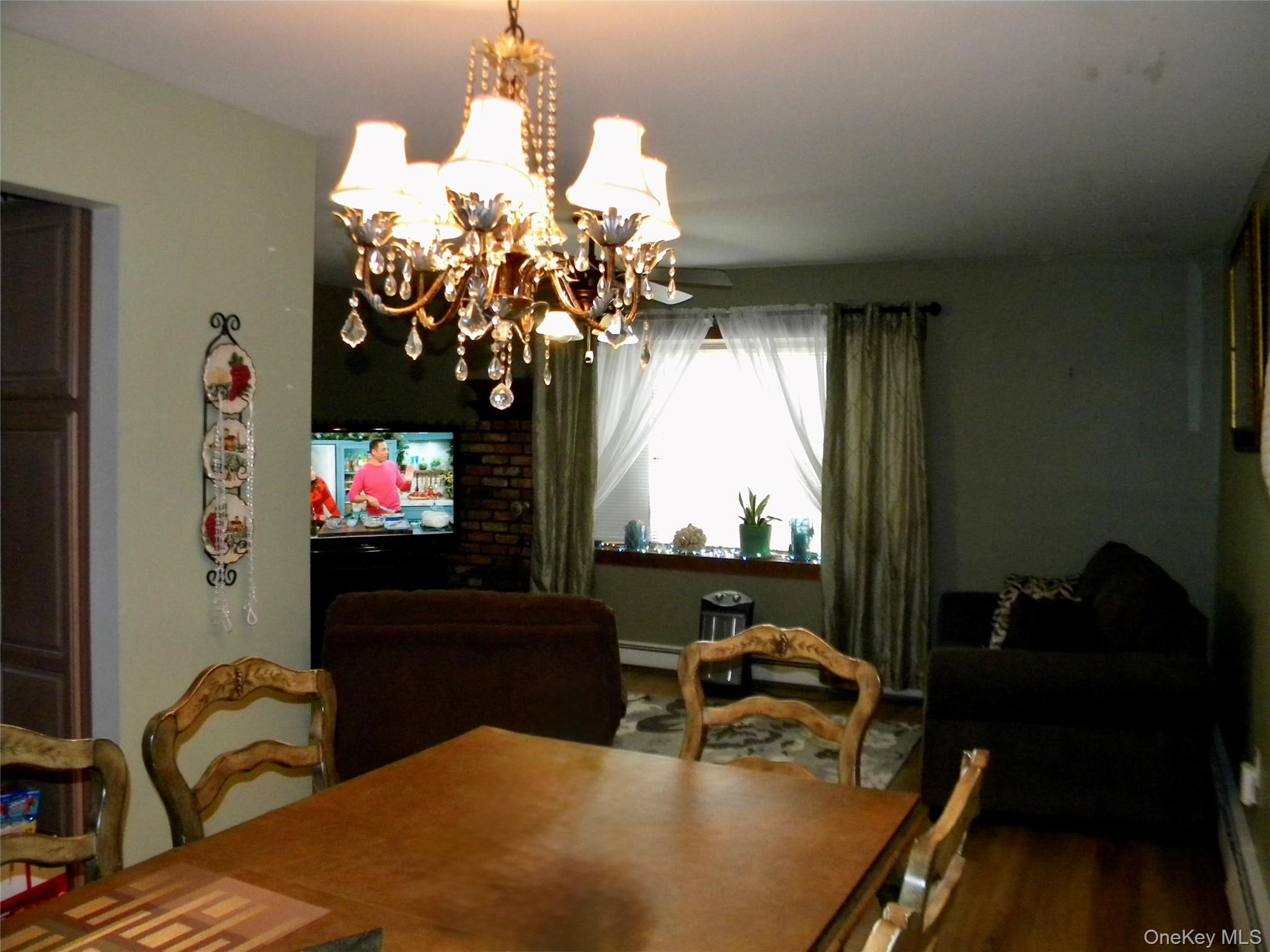 Single Family Evergreen Suffolk County, NY 11784, MLS-940787-12