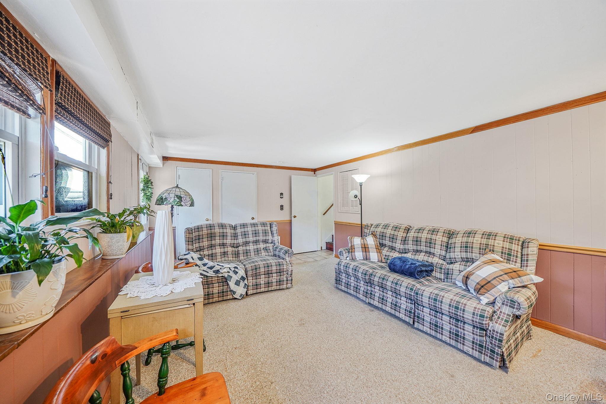 Single Family Huron  Suffolk County, NY 11776, MLS-940790-12