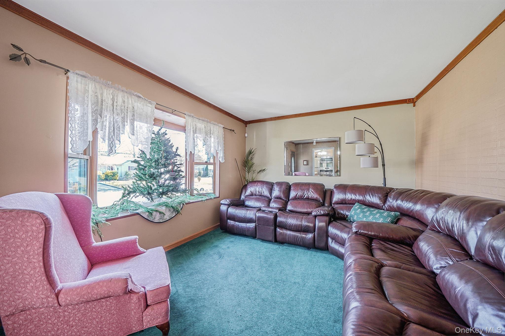 Single Family Huron  Suffolk County, NY 11776, MLS-940790-2