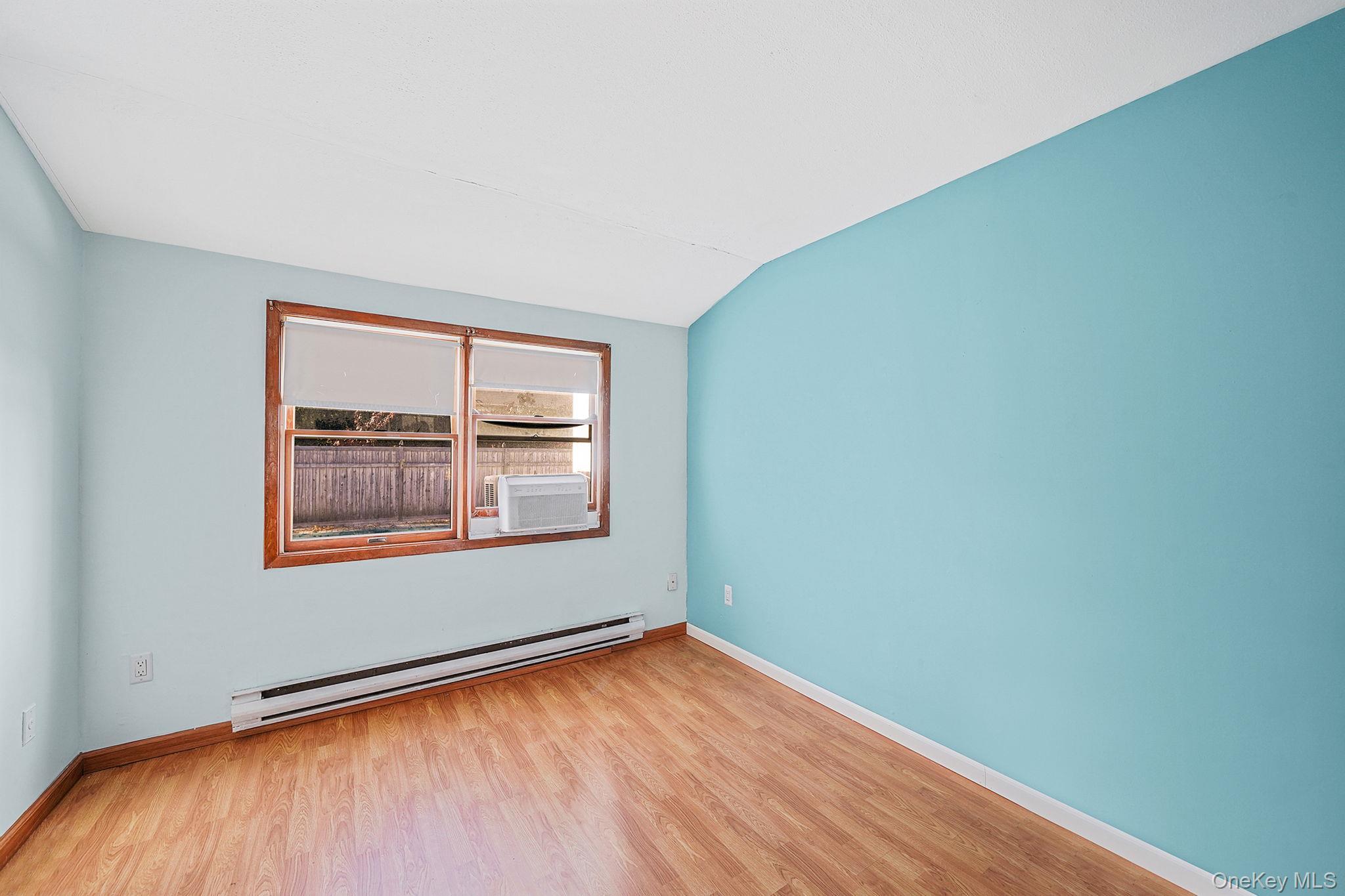 Single Family Huron  Suffolk County, NY 11776, MLS-940790-24