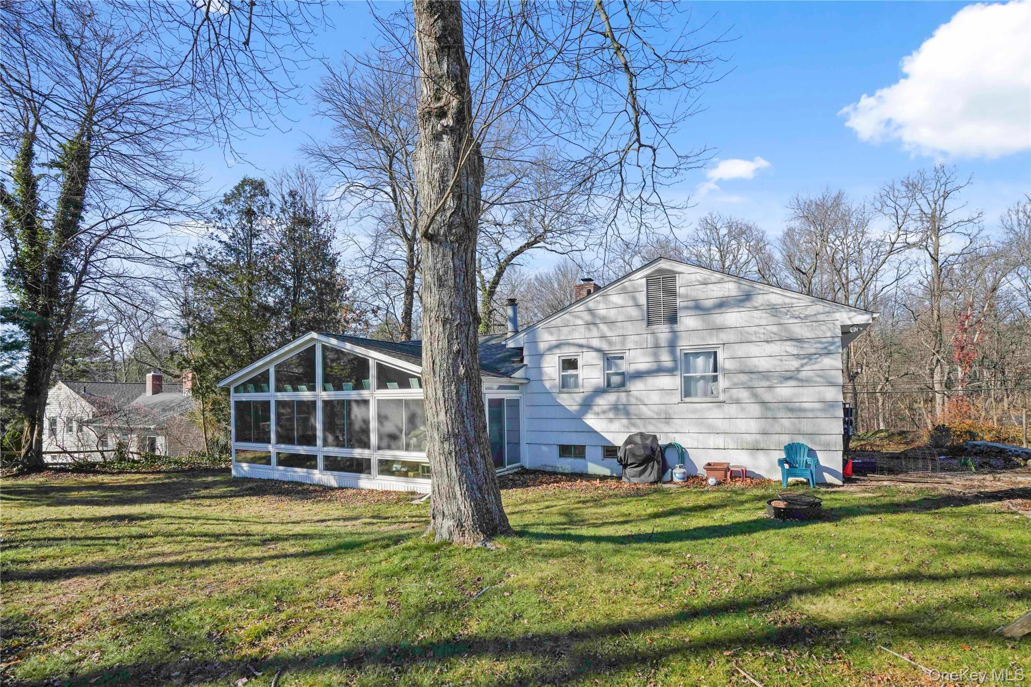 Single Family Rosedale Westchester County, NY 10605, MLS-940801-26