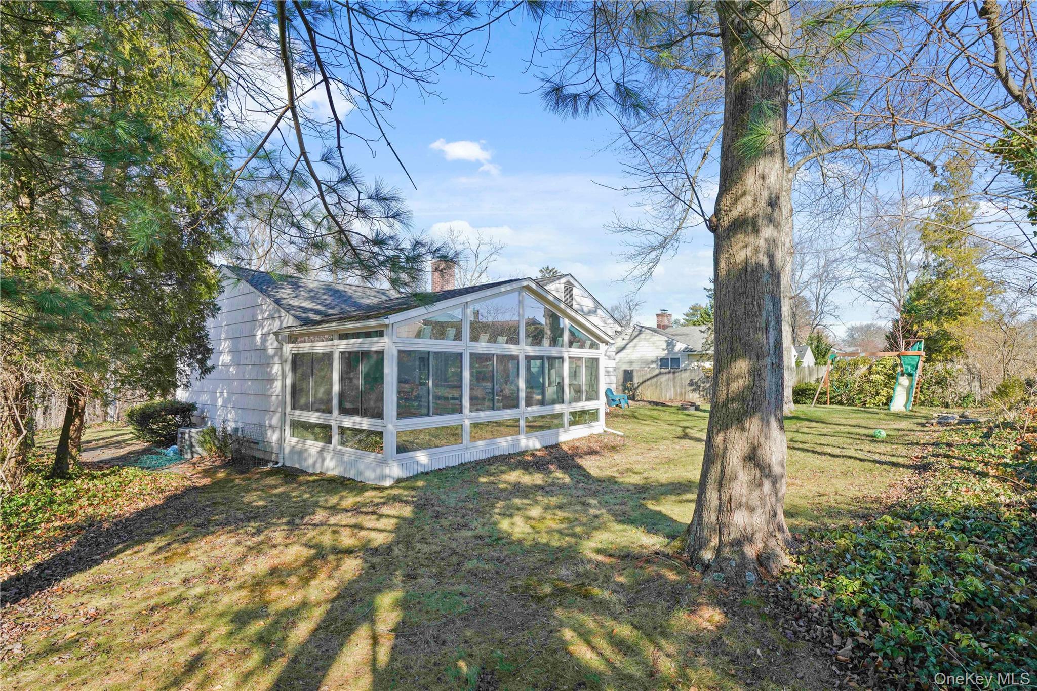 Single Family Rosedale Westchester County, NY 10605, MLS-940801-28