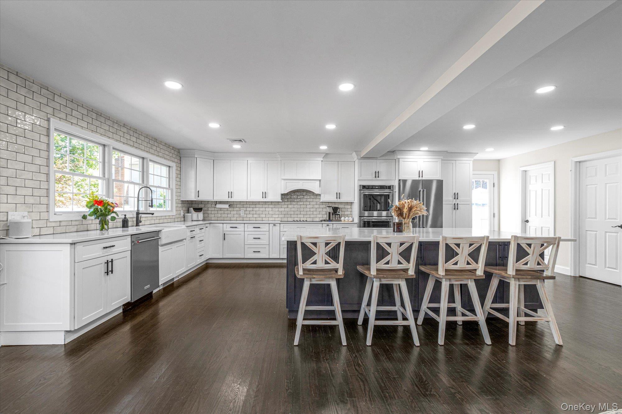 Single Family 10th  Suffolk County, NY 11731, MLS-940807-7