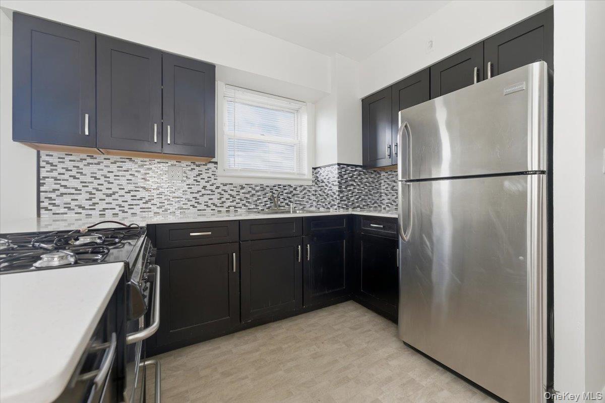 Single Family 81st  Queens, NY 11370, MLS-940817-21