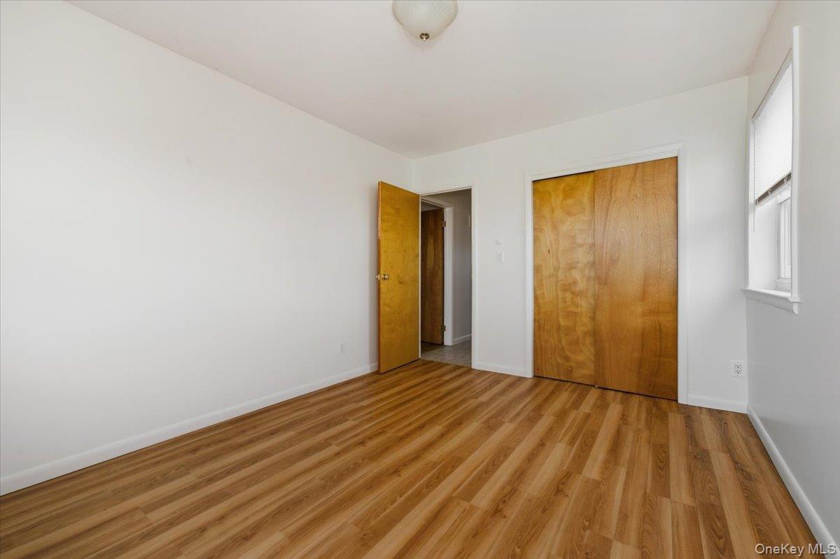 Single Family 81st  Queens, NY 11370, MLS-940817-24