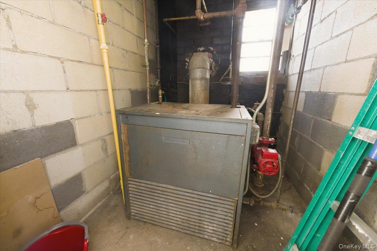 Single Family 81st  Queens, NY 11370, MLS-940817-28