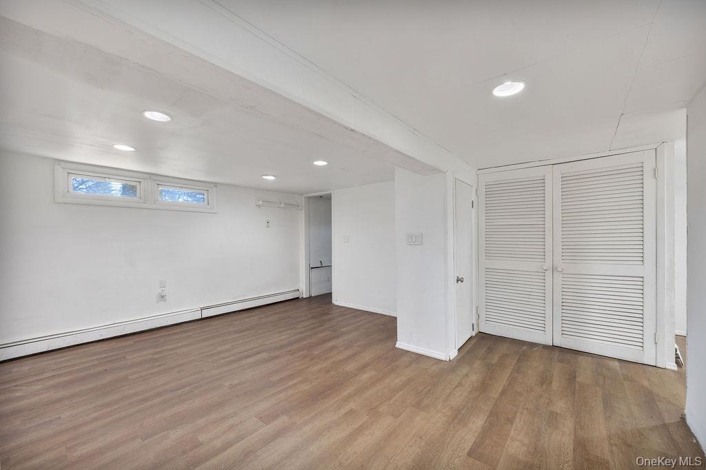 Single Family Cobble  Rockland County, NY 10913, MLS-940824-17