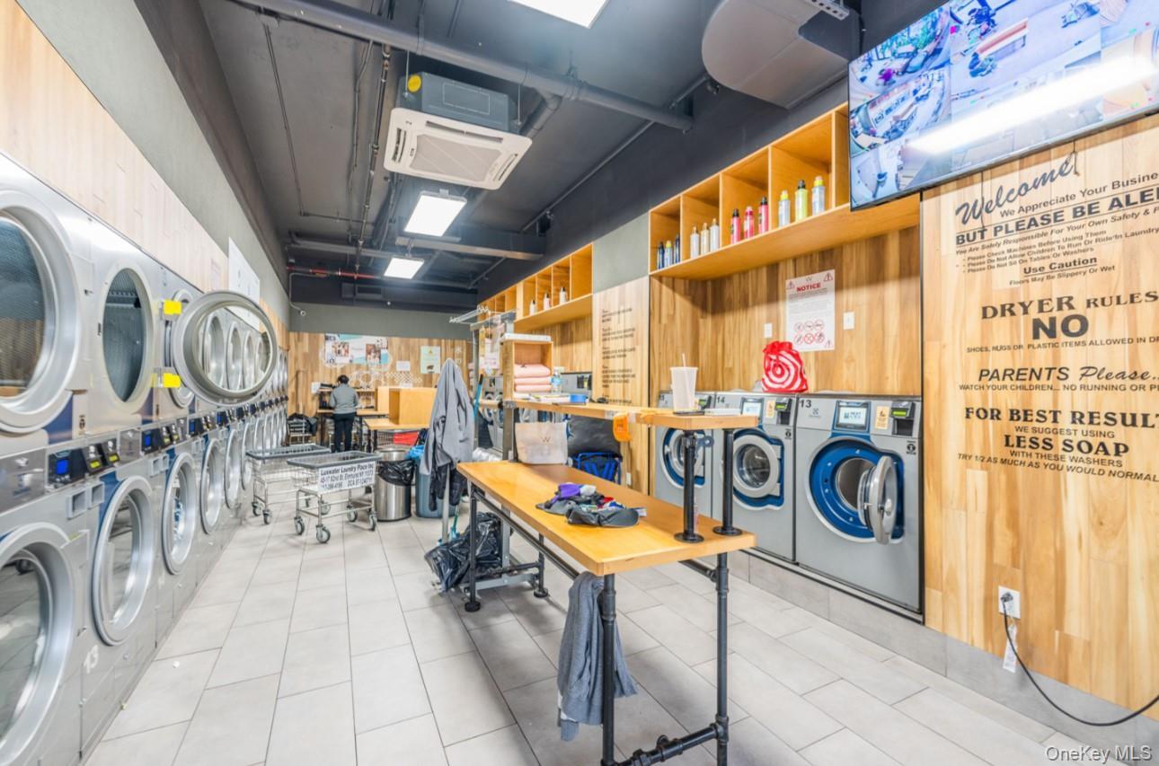 Condo 83rd Street  Queens, NY 11373, MLS-940827-3