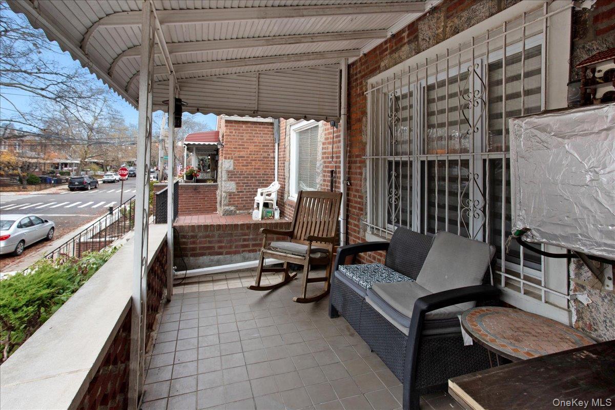 Single Family 78th Queens, NY 11379, MLS-940841-2