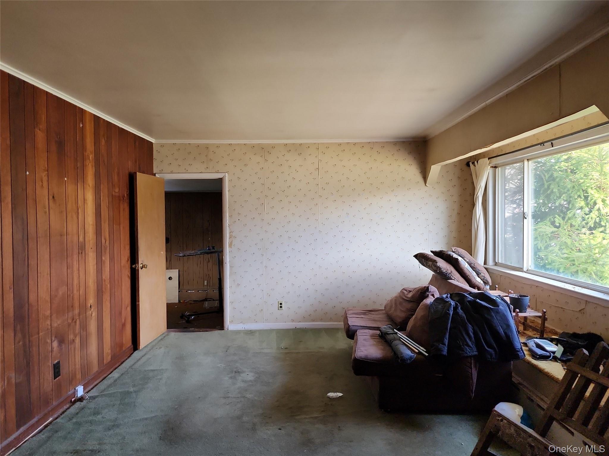 Single Family Lumur Suffolk County, NY 11782, MLS-940861-3