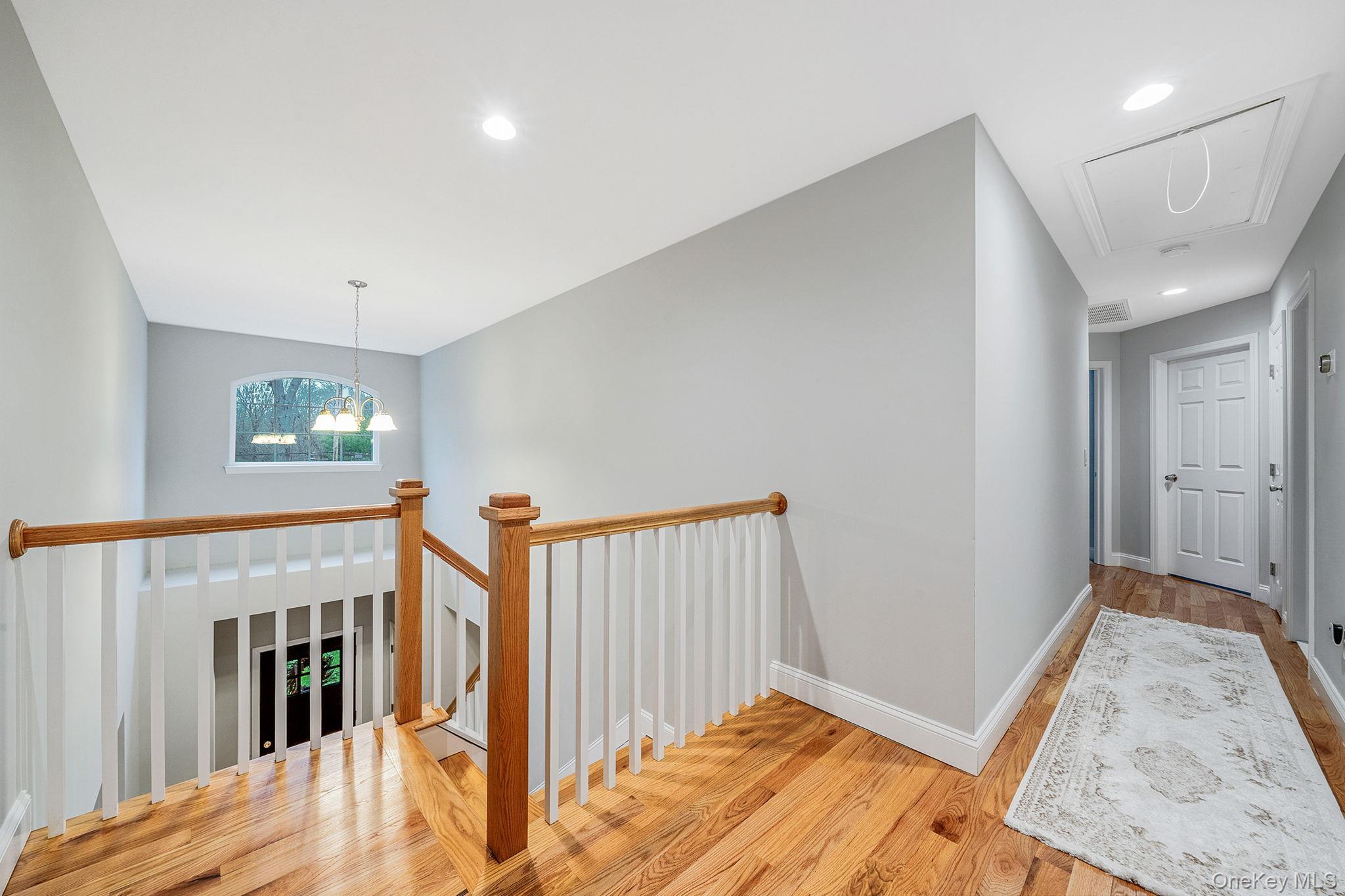 Single Family Wood Suffolk County, NY 11720, MLS-940864-17