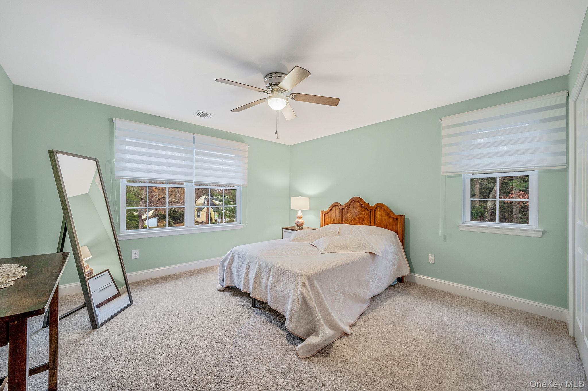 Single Family Wood Suffolk County, NY 11720, MLS-940864-24