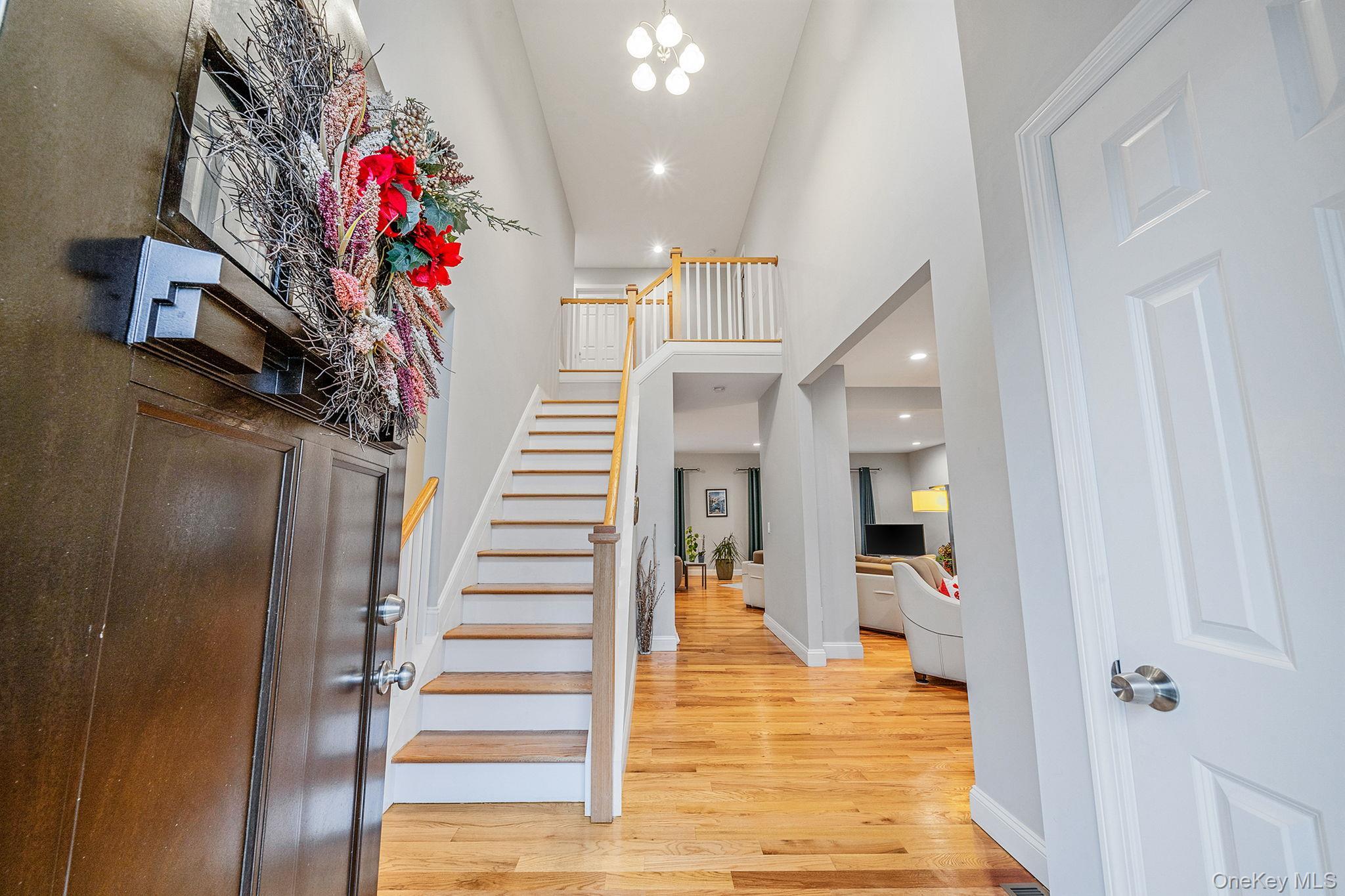 Single Family Wood Suffolk County, NY 11720, MLS-940864-3