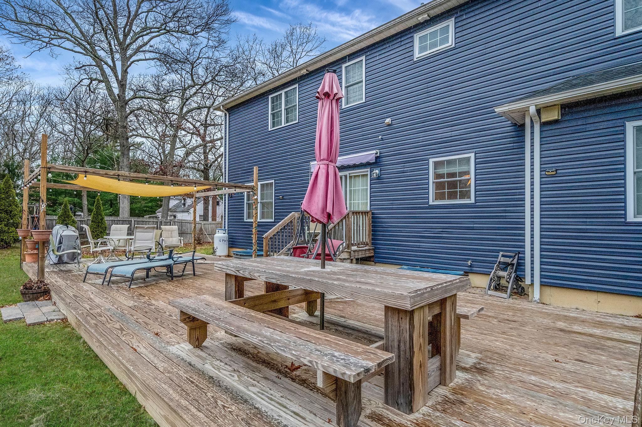 Single Family Wood Suffolk County, NY 11720, MLS-940864-30