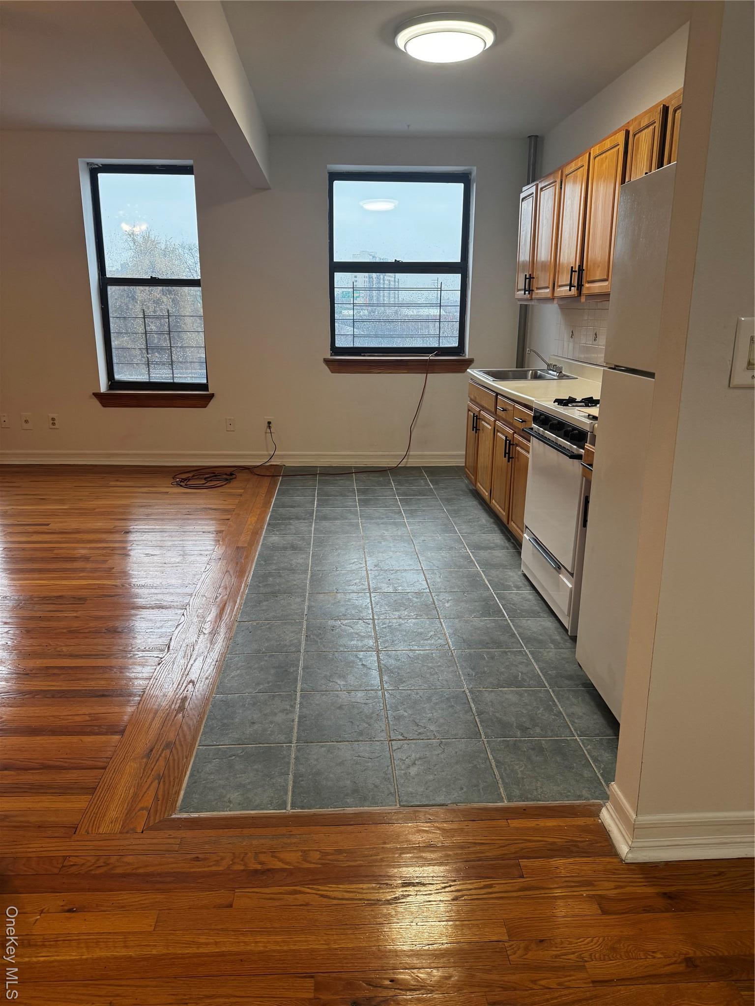 Apartment Longfellow Bronx, NY 10474, MLS-940888-2